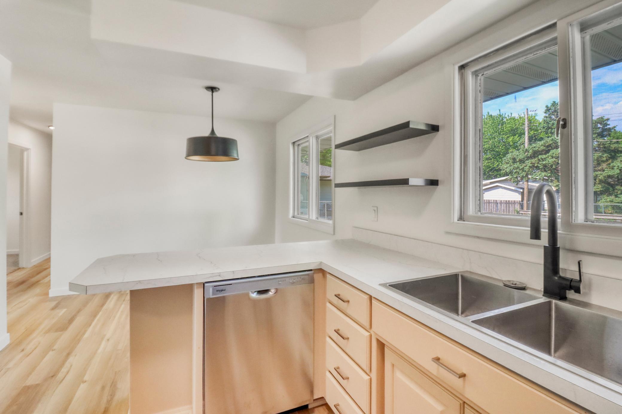 Kitchen1_6-3264.JPG