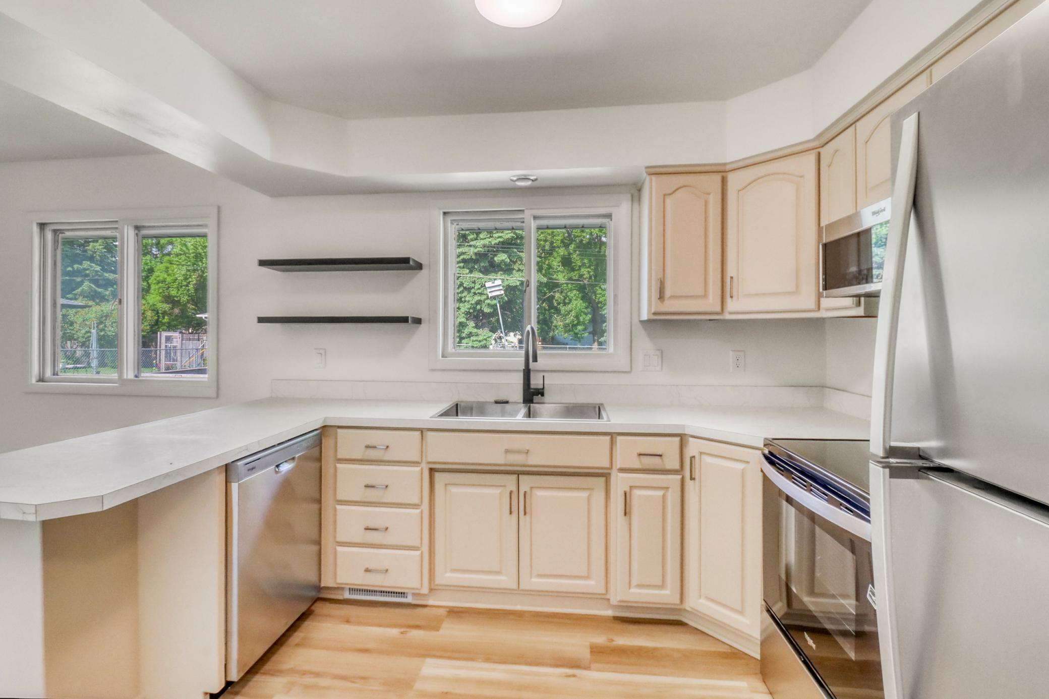 Kitchen1_5-3264.JPG