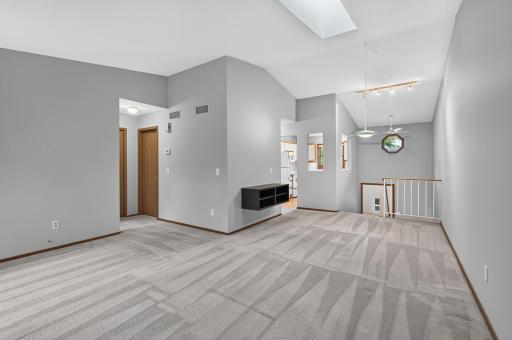 7359 Bren Lane, Eden Prairie, MN 55346