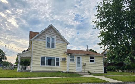 213 Fremont St E S V.jpg