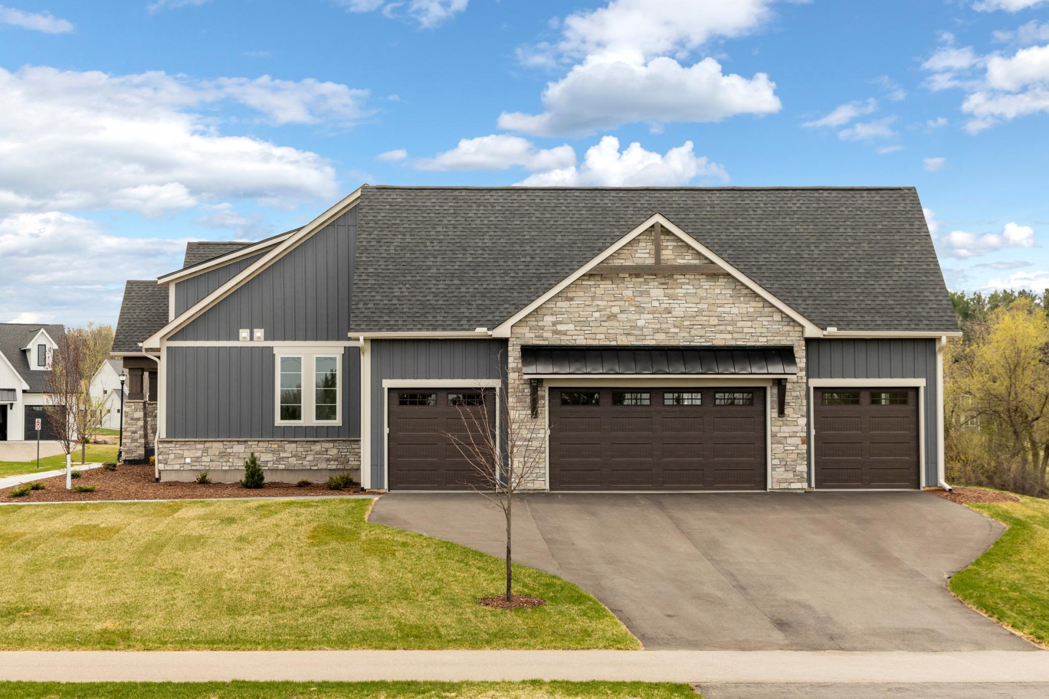 Creative Homes - 5720 57th Pl N - Exteriors - 008.jpg