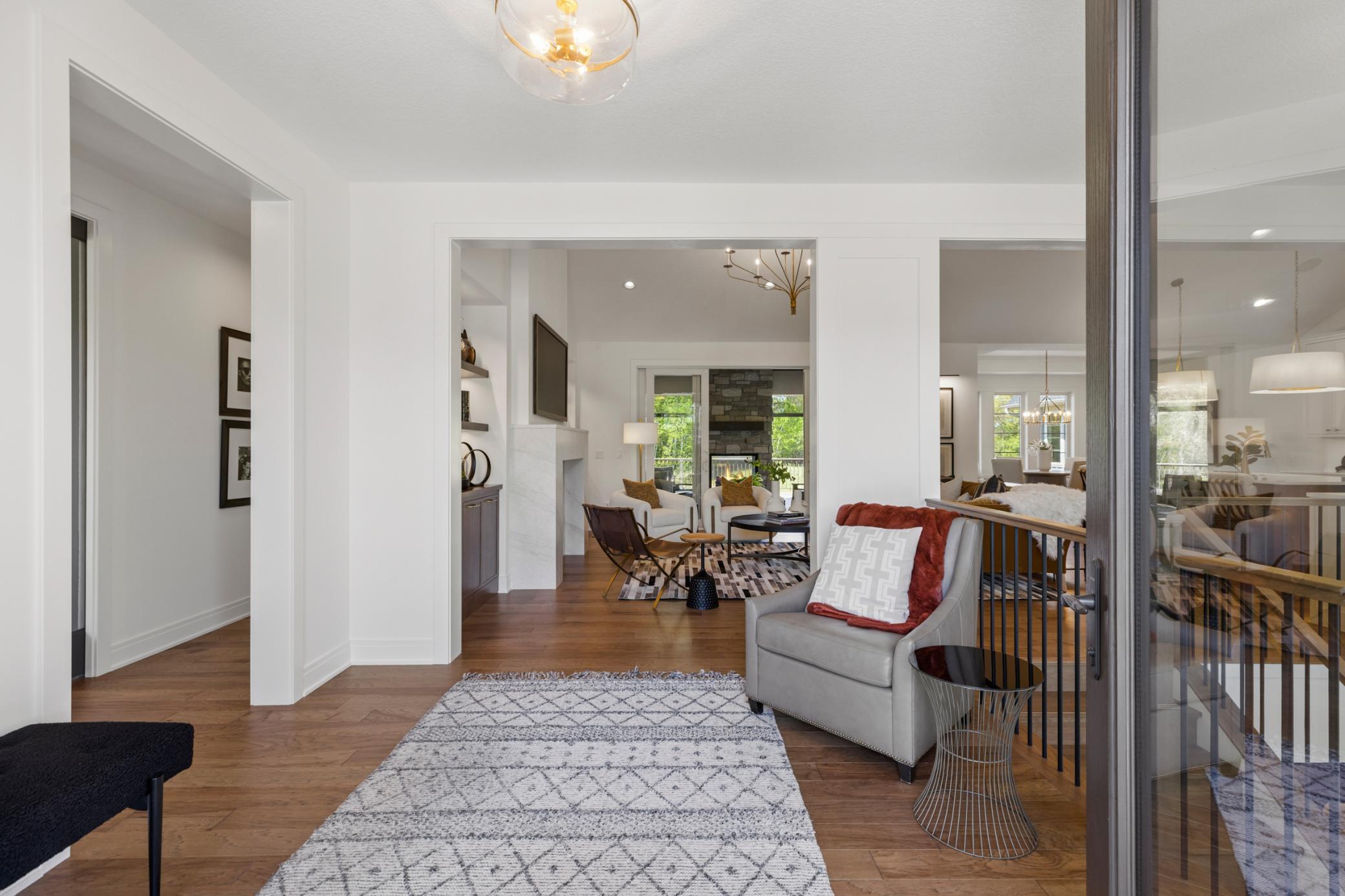 Creative Homes - 5720 57th St N - 005.jpg