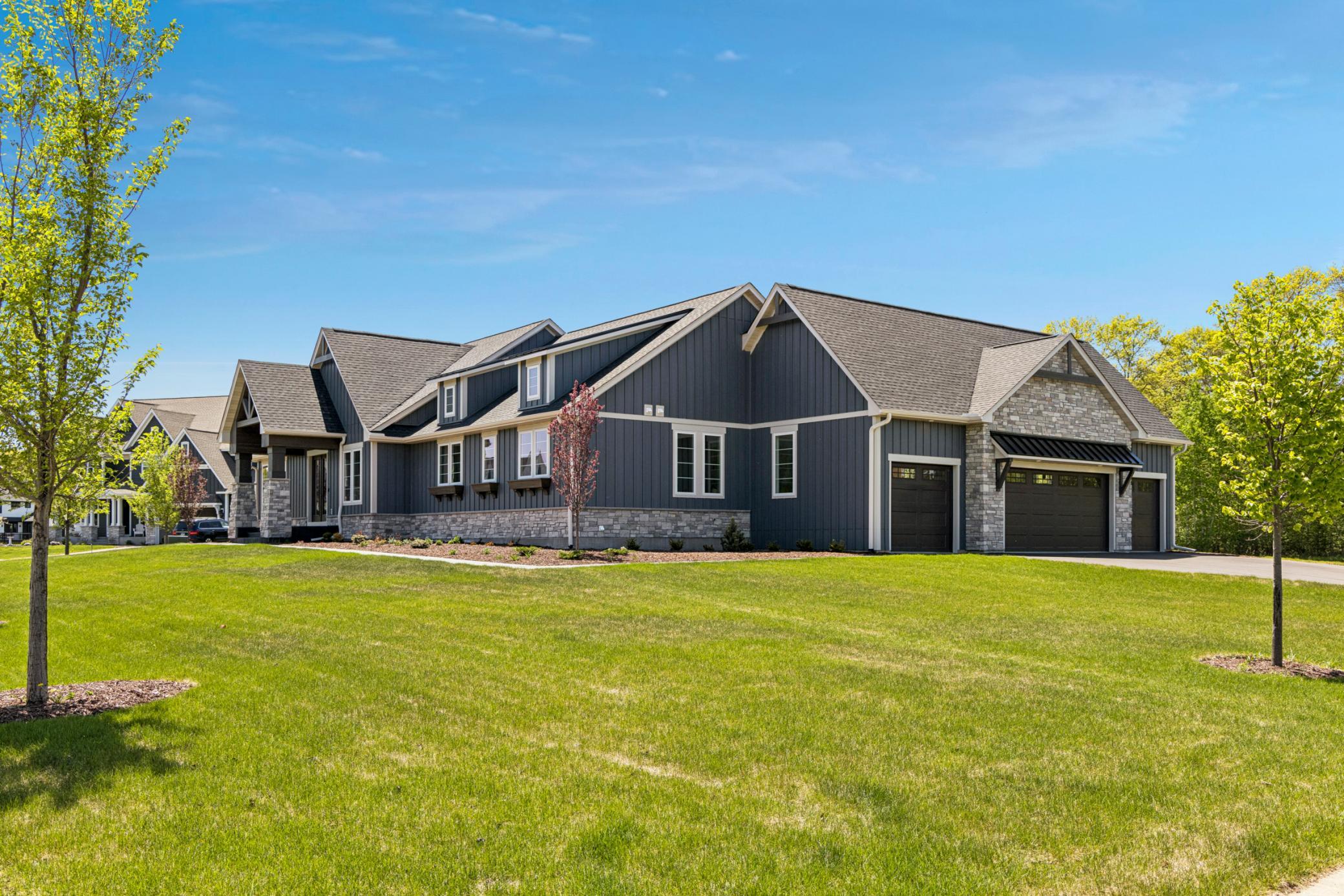 Creative Homes - 5720 57th St N - 004.jpg