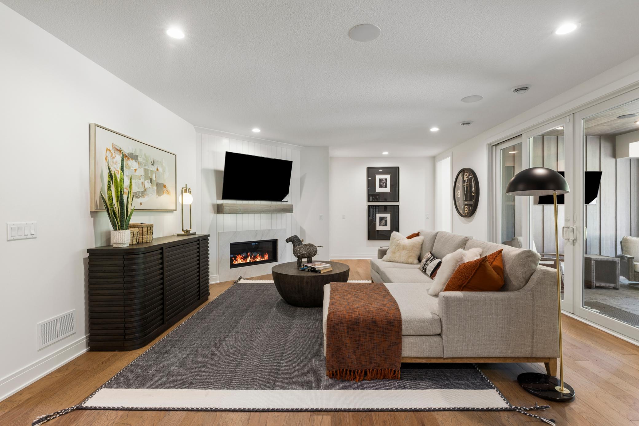 Creative Homes - 5720 57th St N - 056.jpg