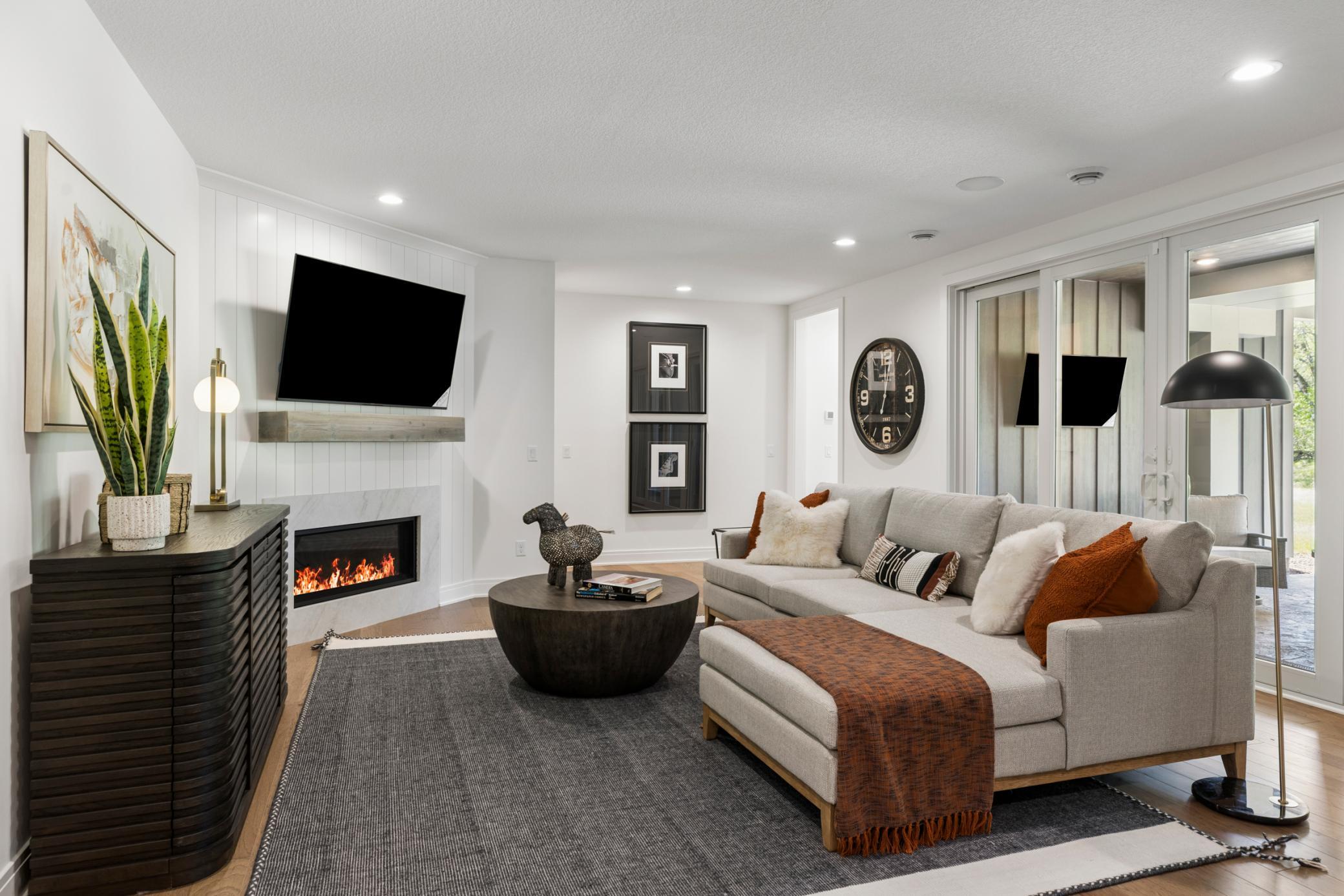 Creative Homes - 5720 57th St N - 055.jpg