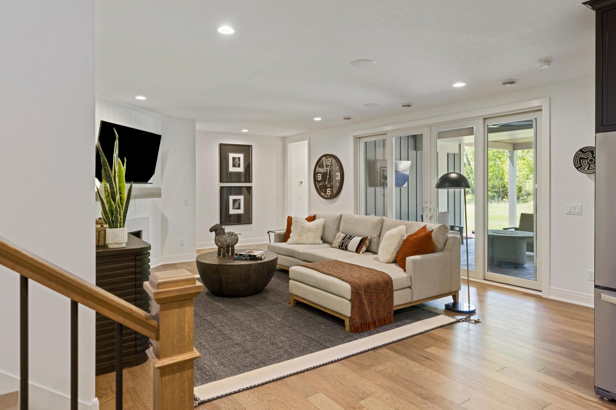 Creative Homes - 5720 57th St N - 054.jpg