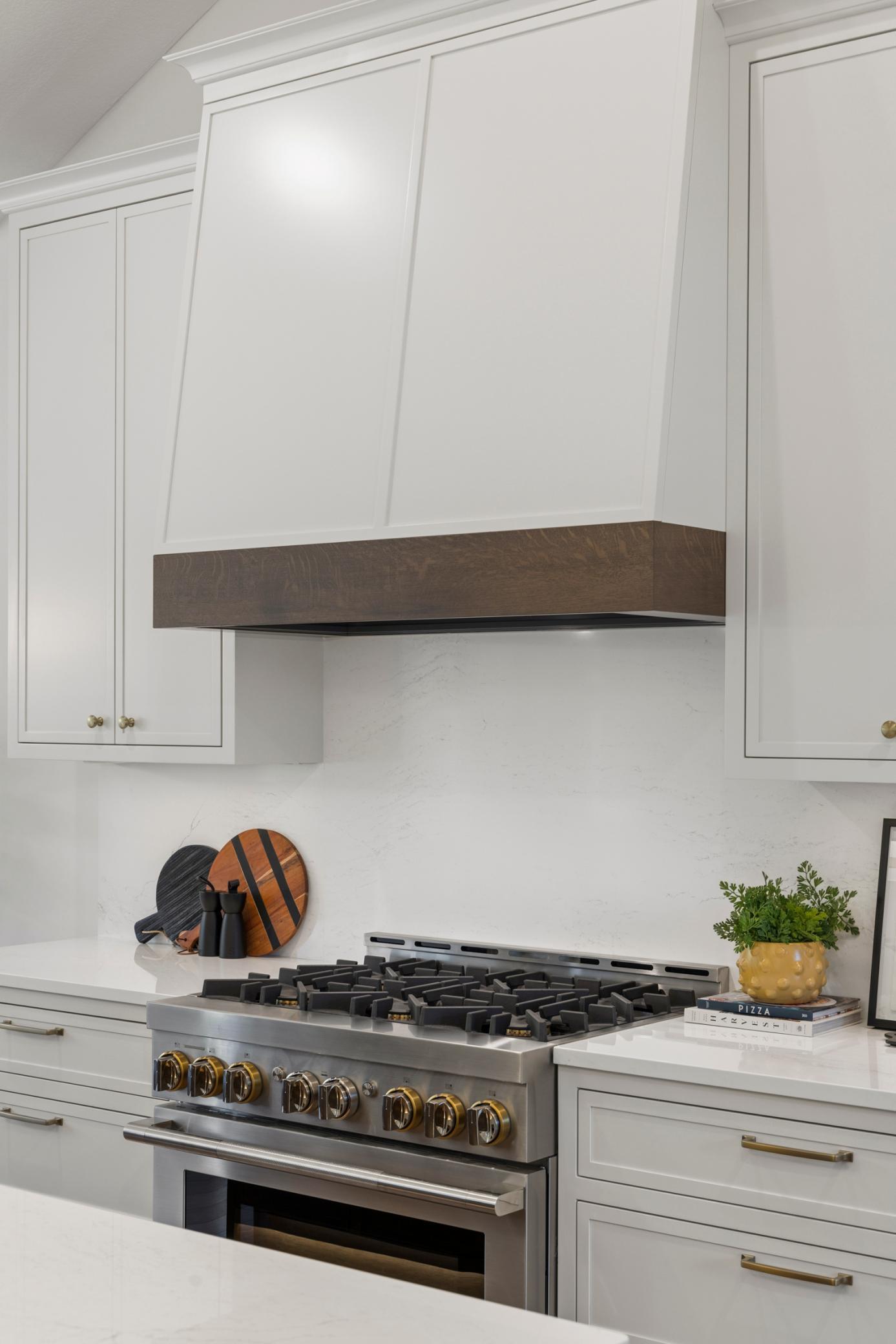 Creative Homes - 5720 57th St N - 032.jpg