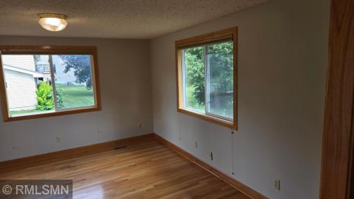 8001 Jeffery Avenue S, Cottage Grove, MN 55016