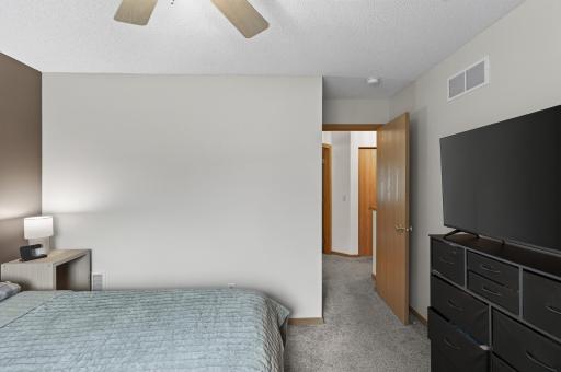 15516 Float Lane, 137, Apple Valley, MN 55124