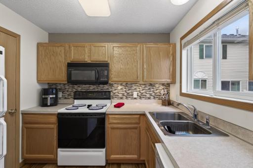 15516 Float Lane, 137, Apple Valley, MN 55124