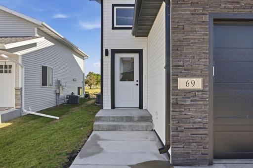 69 Cedar Drive, Mapleton, ND 58059