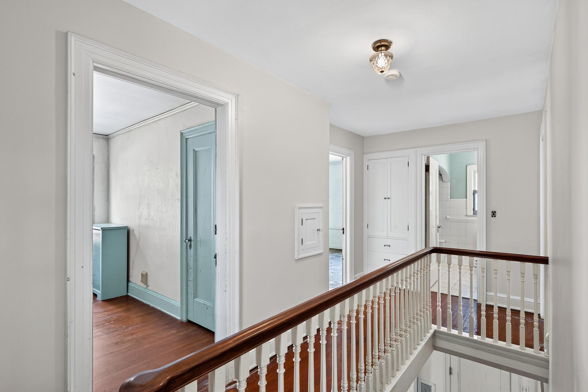 4 bedrooms upstairs