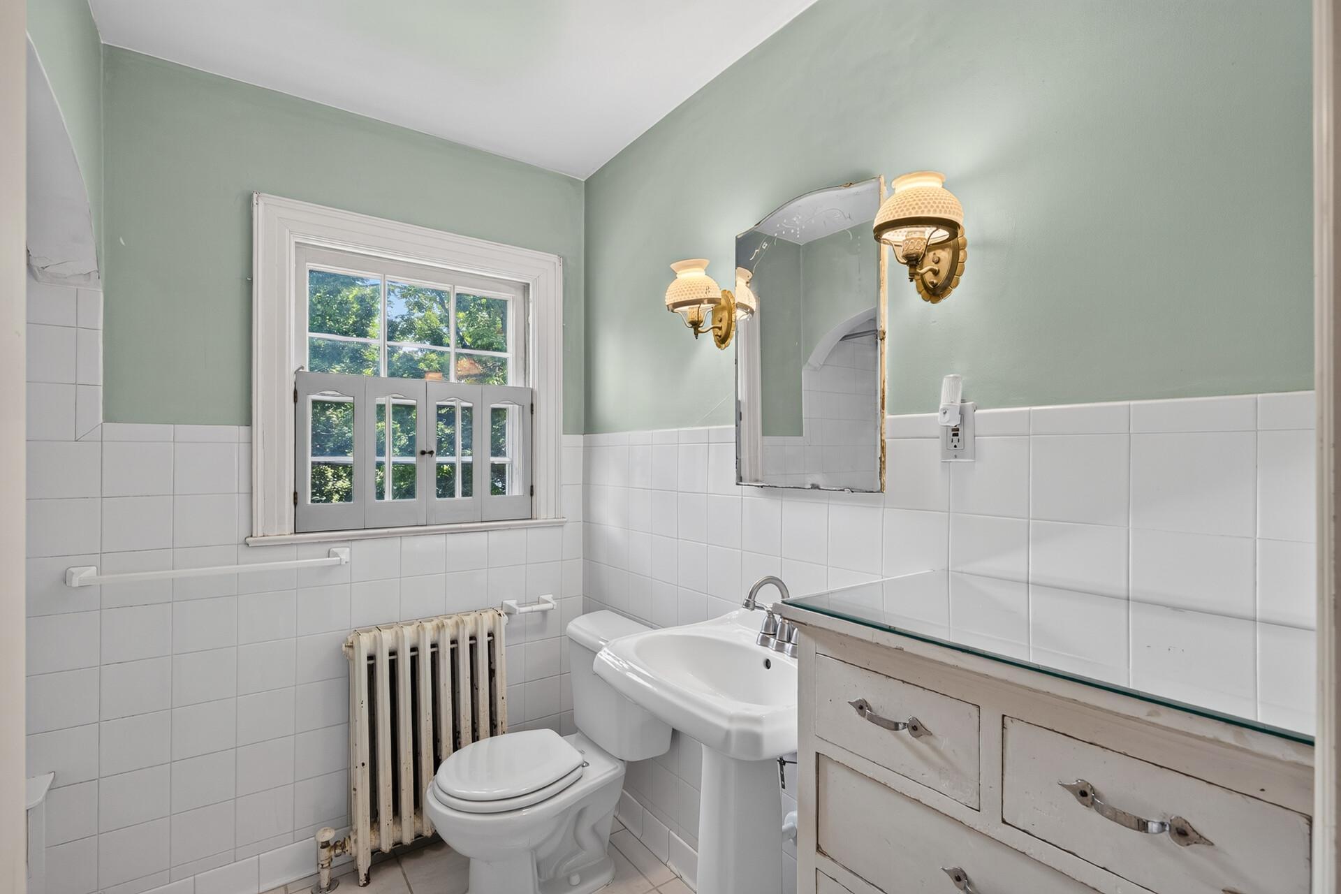 Full bathroom upstairs