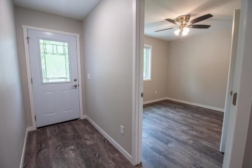 528 E St Charles Avenue, Fergus Falls, MN 56537