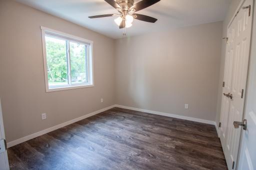528 E St Charles Avenue, Fergus Falls, MN 56537