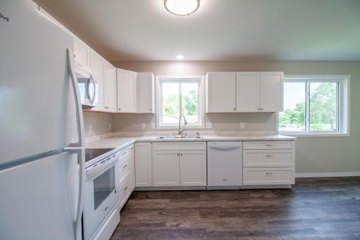 528 E St Charles Avenue, Fergus Falls, MN 56537