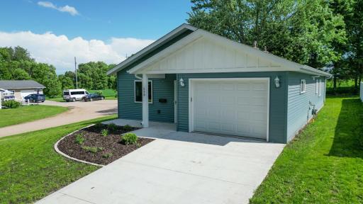 528 E St Charles Avenue, Fergus Falls, MN 56537