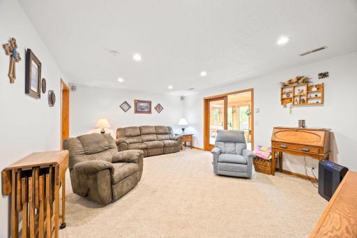 22264 County Road 43, Richmond, MN 56368