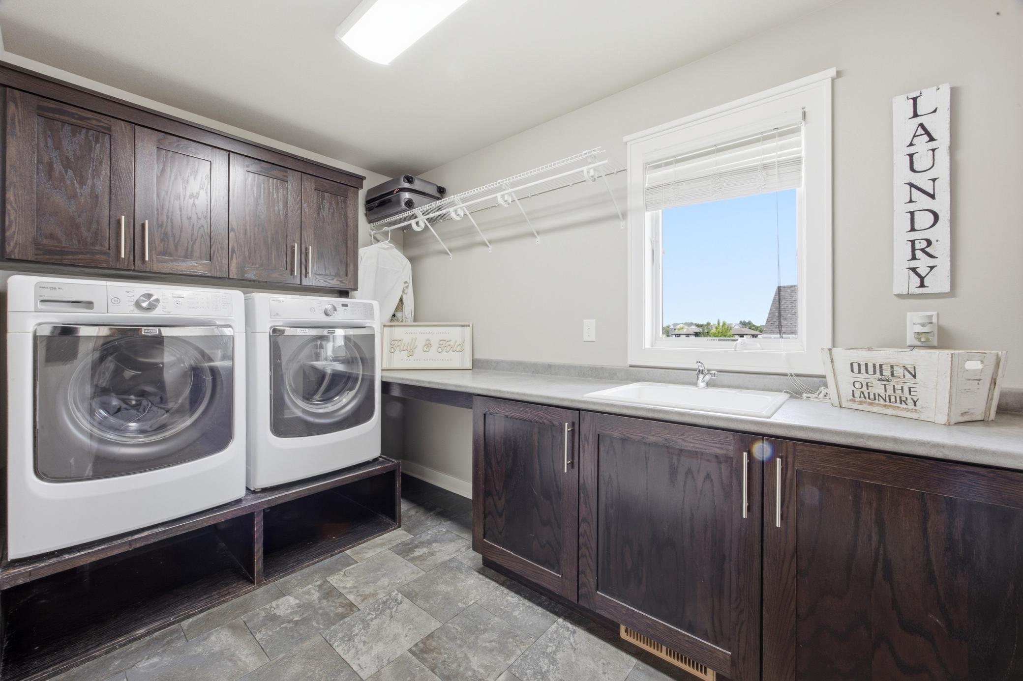 Upper level laundry room