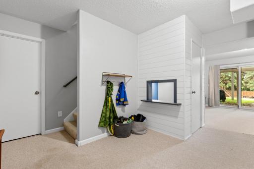 1119 Bluff Pass S, Chaska, MN 55318