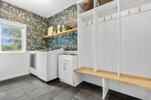 1119 Bluff Pass S, Chaska, MN 55318