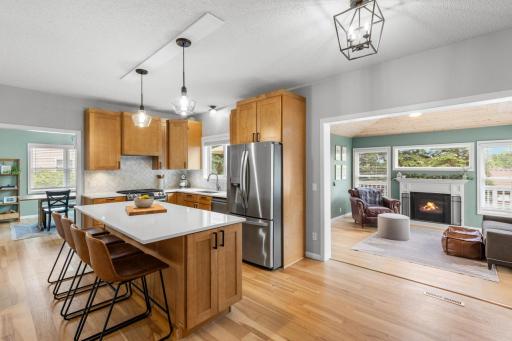 1119 Bluff Pass S, Chaska, MN 55318