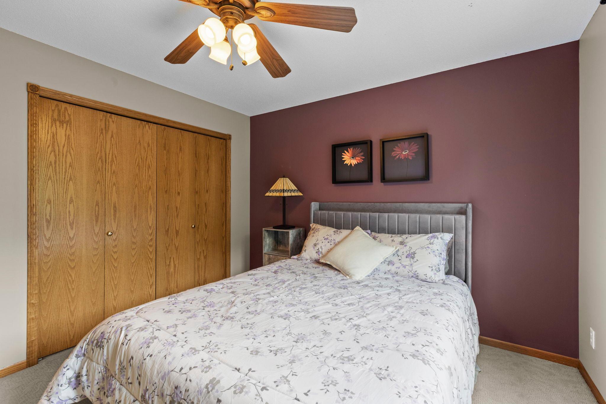 46-web-or-mls-2215 7th Ave S-329.jpg