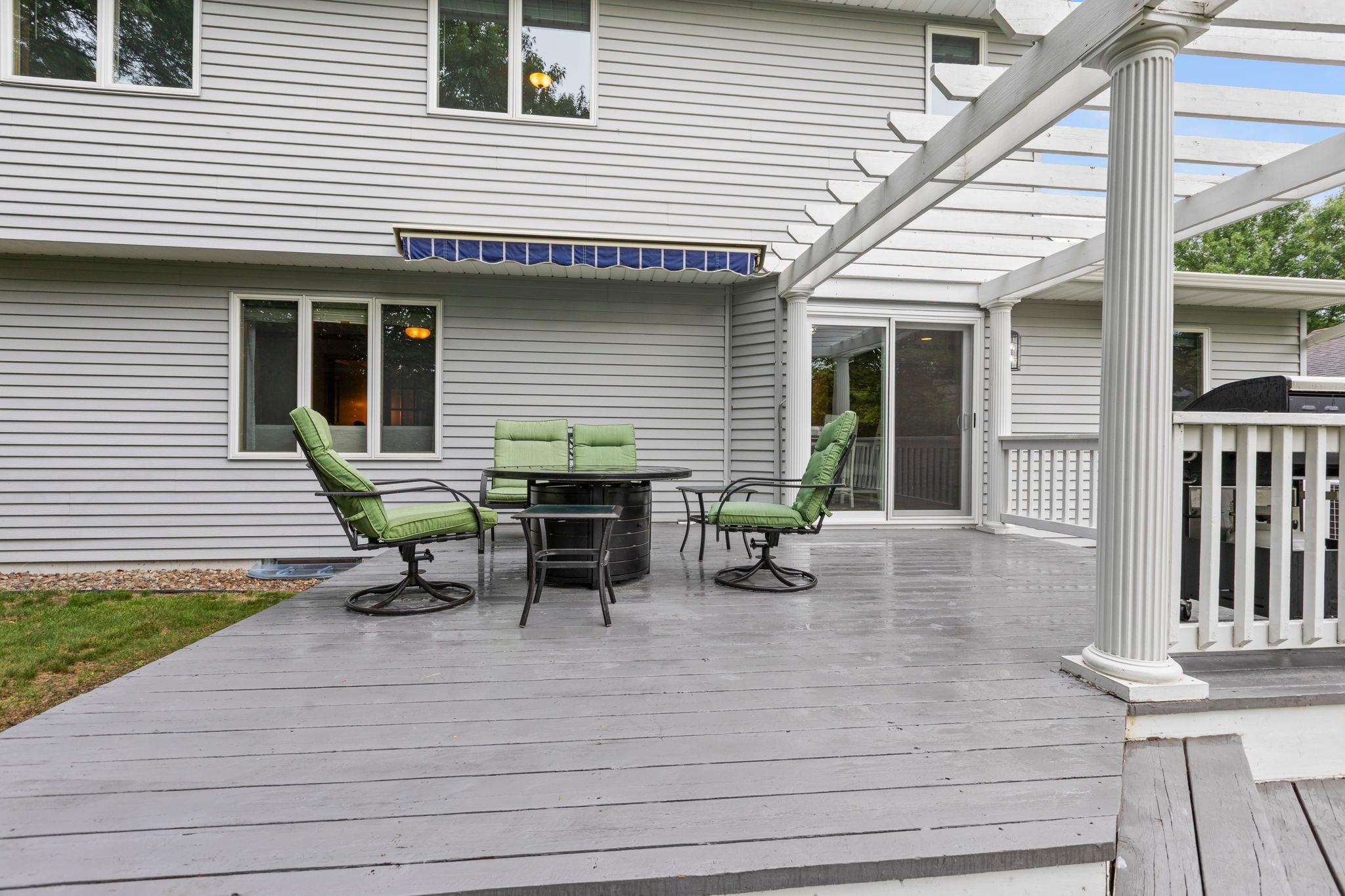 61-web-or-mls-2215 7th Ave S-154.jpg