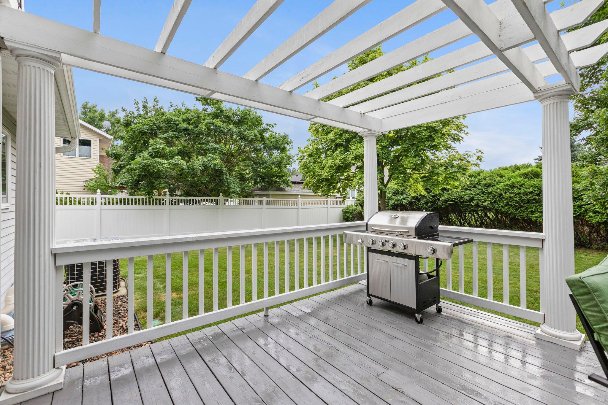 66-web-or-mls-2215 7th Ave S-176.jpg