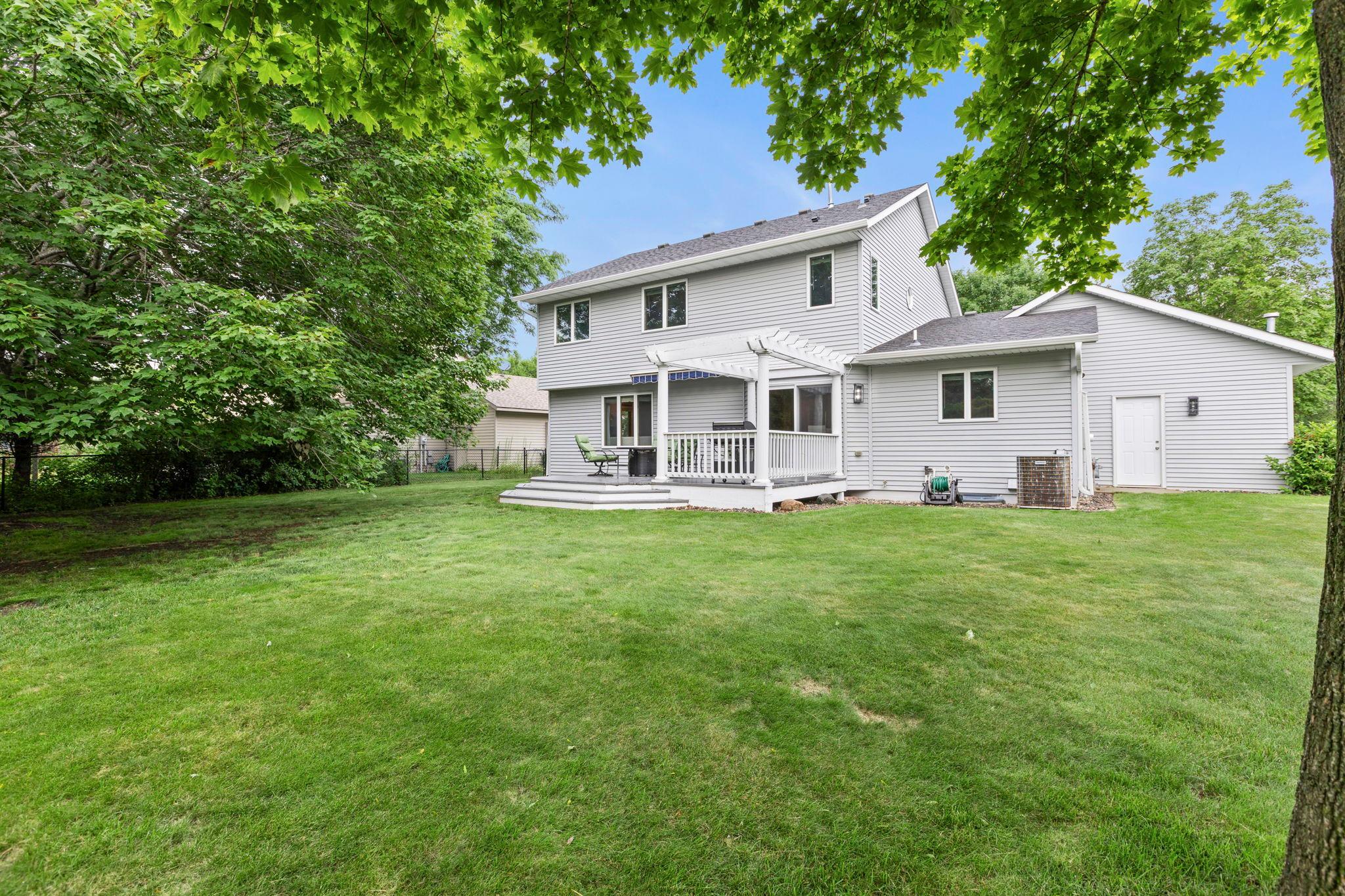 68-web-or-mls-2215 7th Ave S-136.jpg
