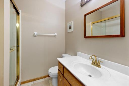 10548 Spyglass Drive, Eden Prairie, MN 55347