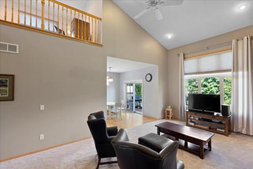 10548 Spyglass Drive, Eden Prairie, MN 55347