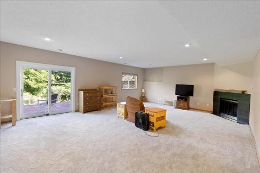10548 Spyglass Drive, Eden Prairie, MN 55347