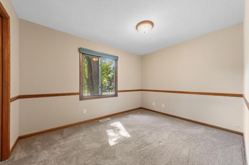 3404 Red Oak Circle N, Burnsville, MN 55337