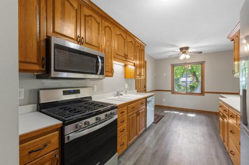 3404 Red Oak Circle N, Burnsville, MN 55337