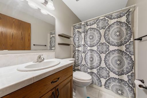 3404 Red Oak Circle N, Burnsville, MN 55337
