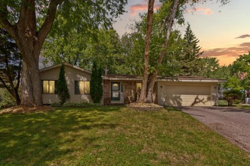3404 Red Oak Circle N, Burnsville, MN 55337