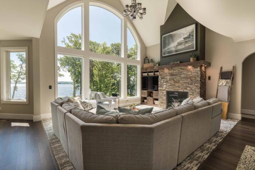 Great Room Panoramic Lake Views