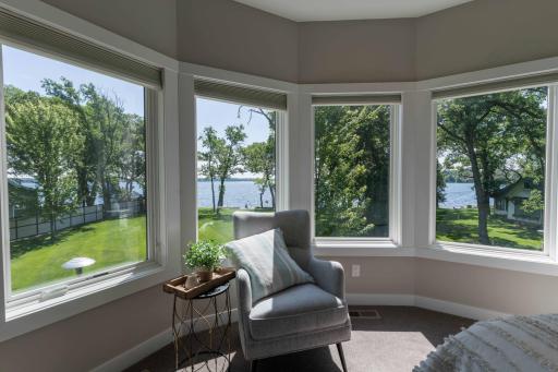 Owner's Suite Panoramic Lake View