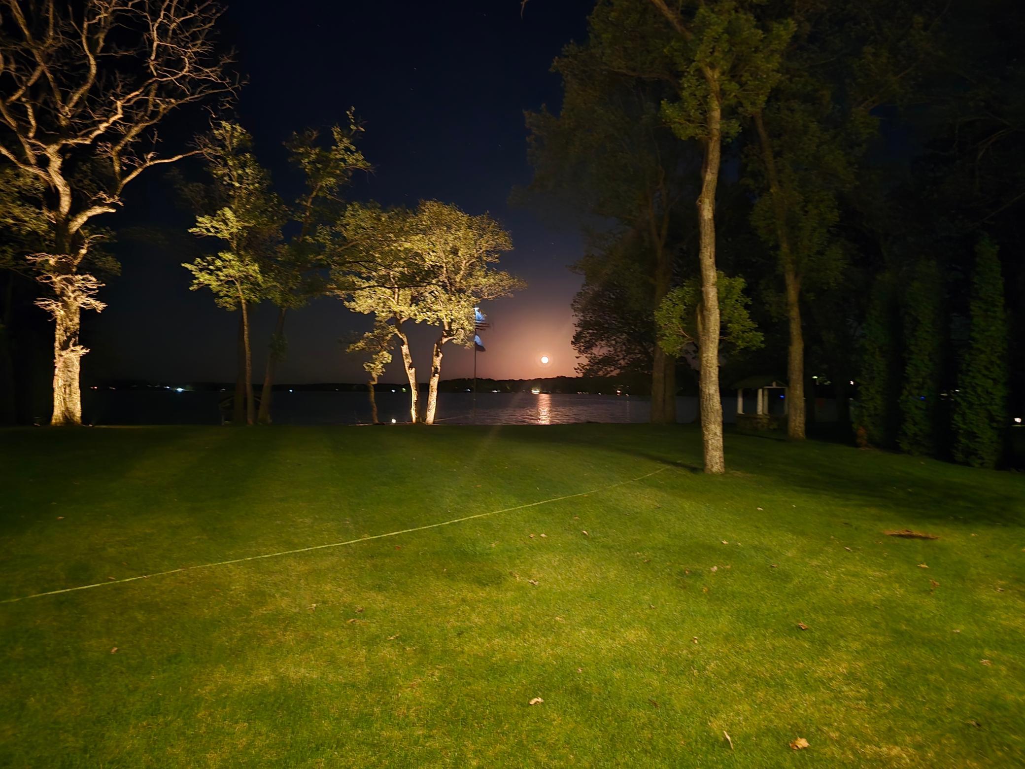 Beautiful Full Moon over Lake LHD