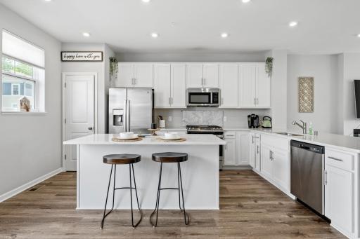 2857 Lexington Place N, Roseville, MN 55113