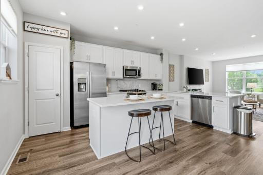 2857 Lexington Place N, Roseville, MN 55113