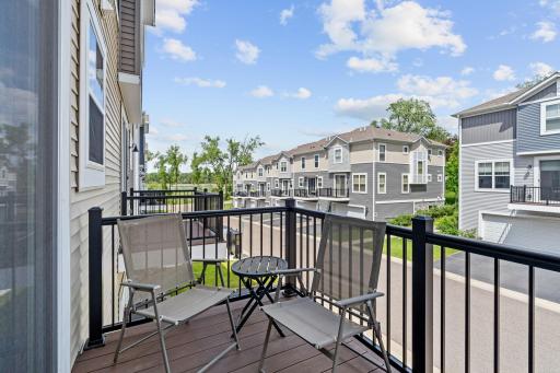 2857 Lexington Place N, Roseville, MN 55113