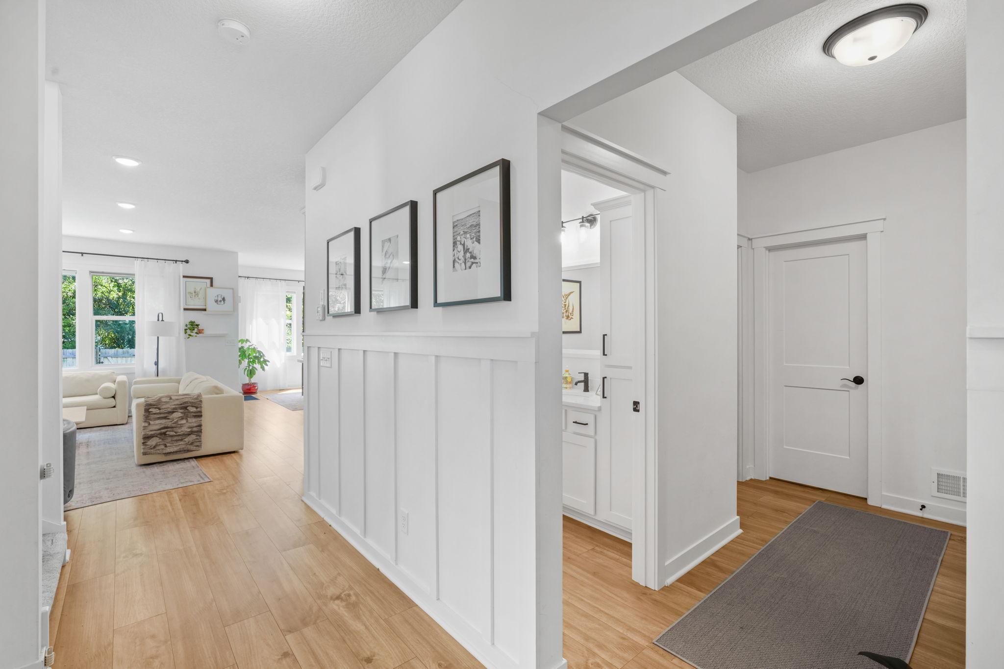 21-web-or-mls-15 Harrison Ave S-21.jpg