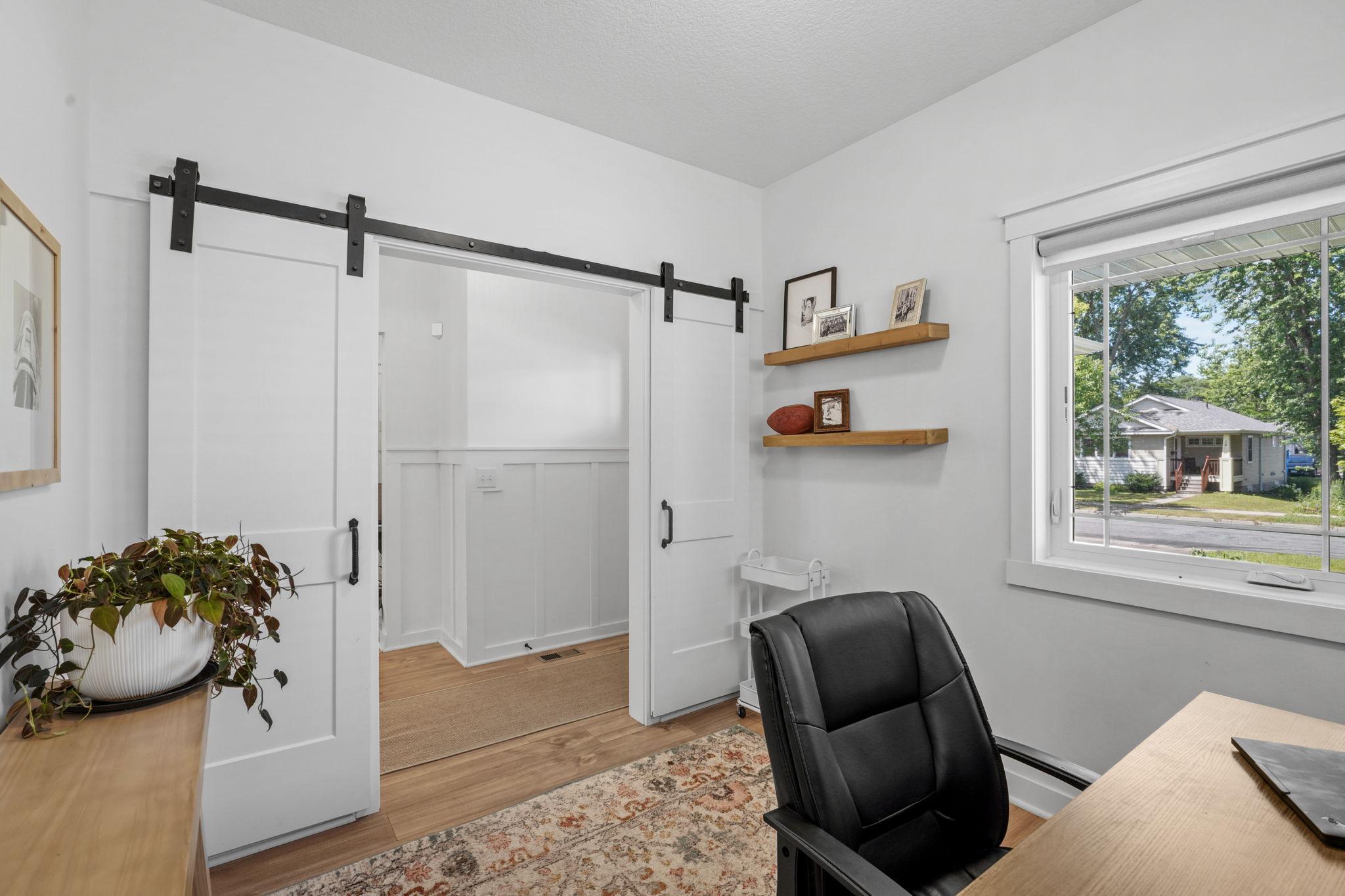 23-web-or-mls-15 Harrison Ave S-23.jpg
