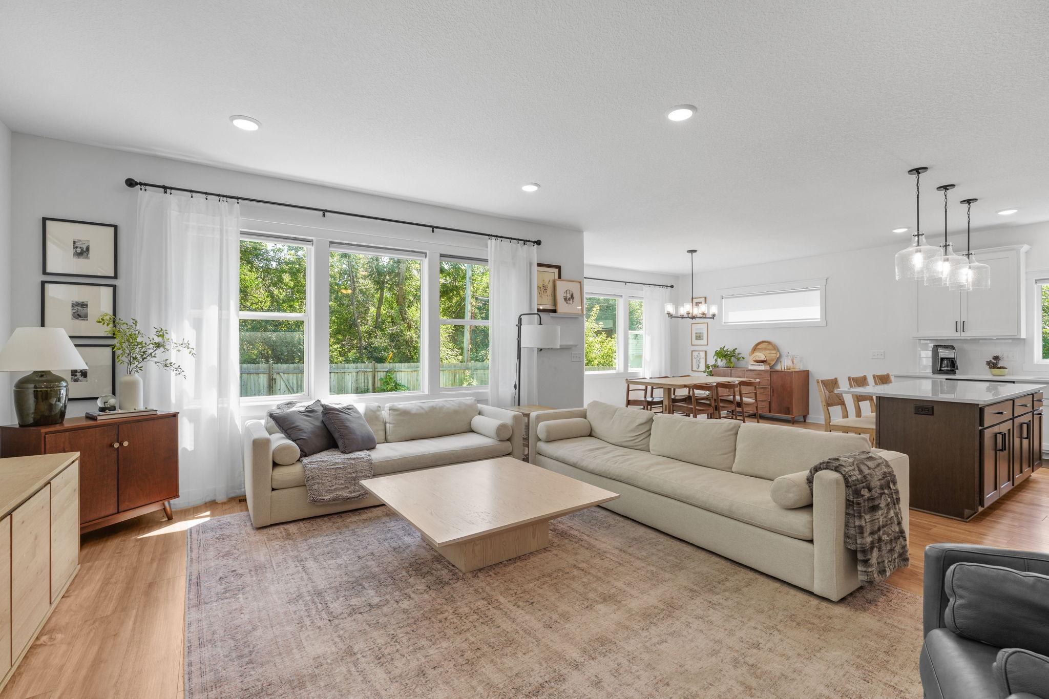 29-web-or-mls-15 Harrison Ave S-29.jpg