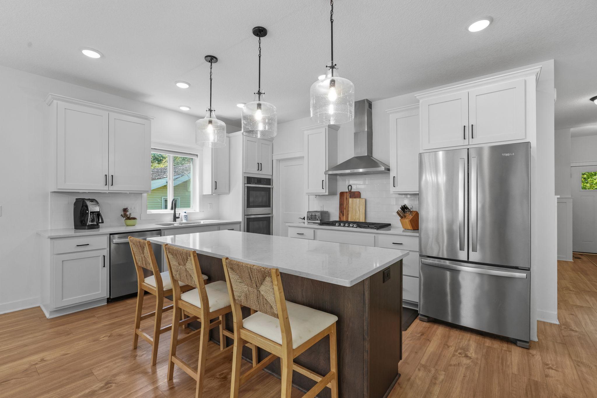 32-web-or-mls-15 Harrison Ave S-32.jpg