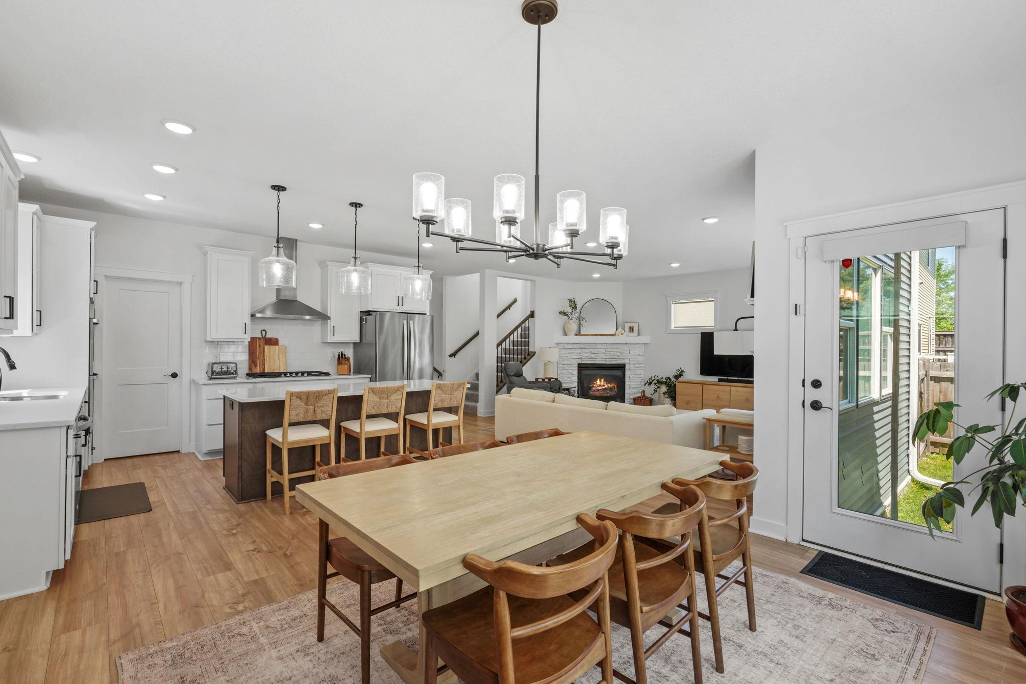 38-web-or-mls-15 Harrison Ave S-38.jpg