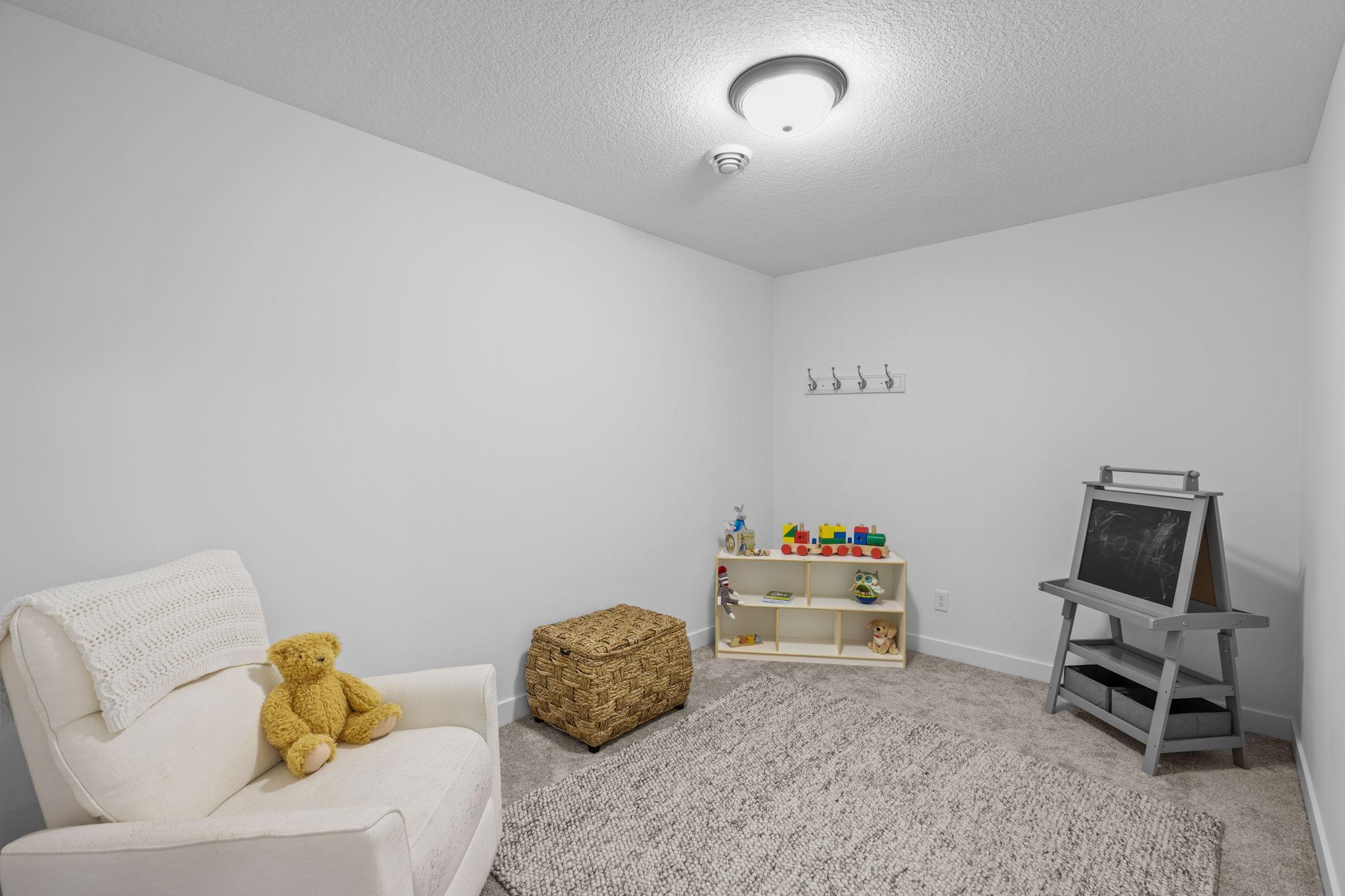 65-web-or-mls-15 Harrison Ave S-65.jpg