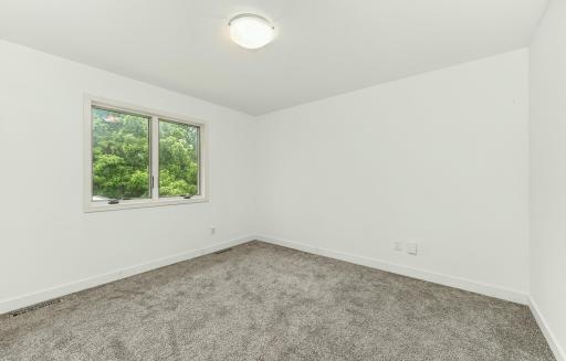2605 Elmcroft Drive SW, Rochester, MN 55902
